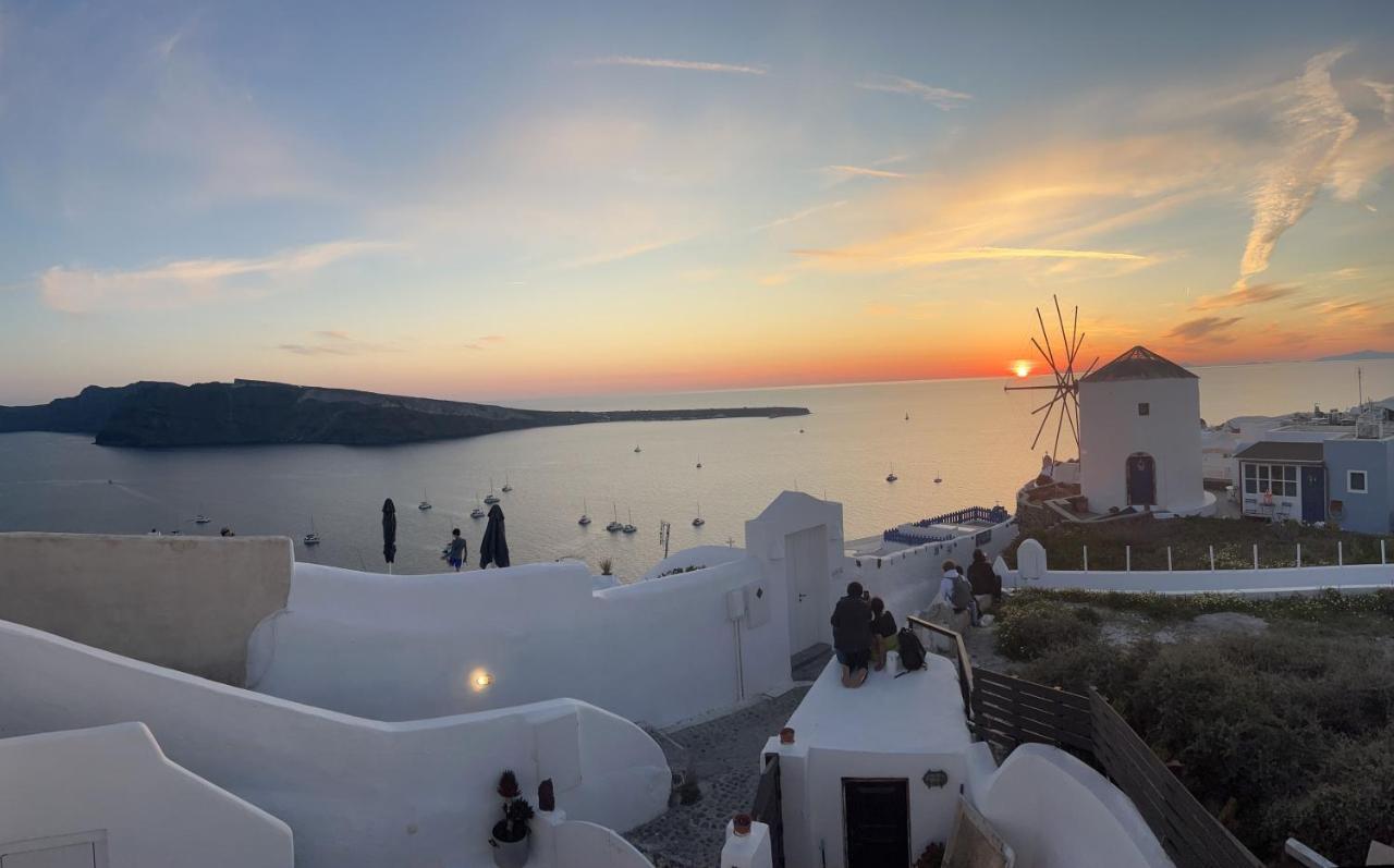 The Sunset Windmill Vila Oía Exterior foto